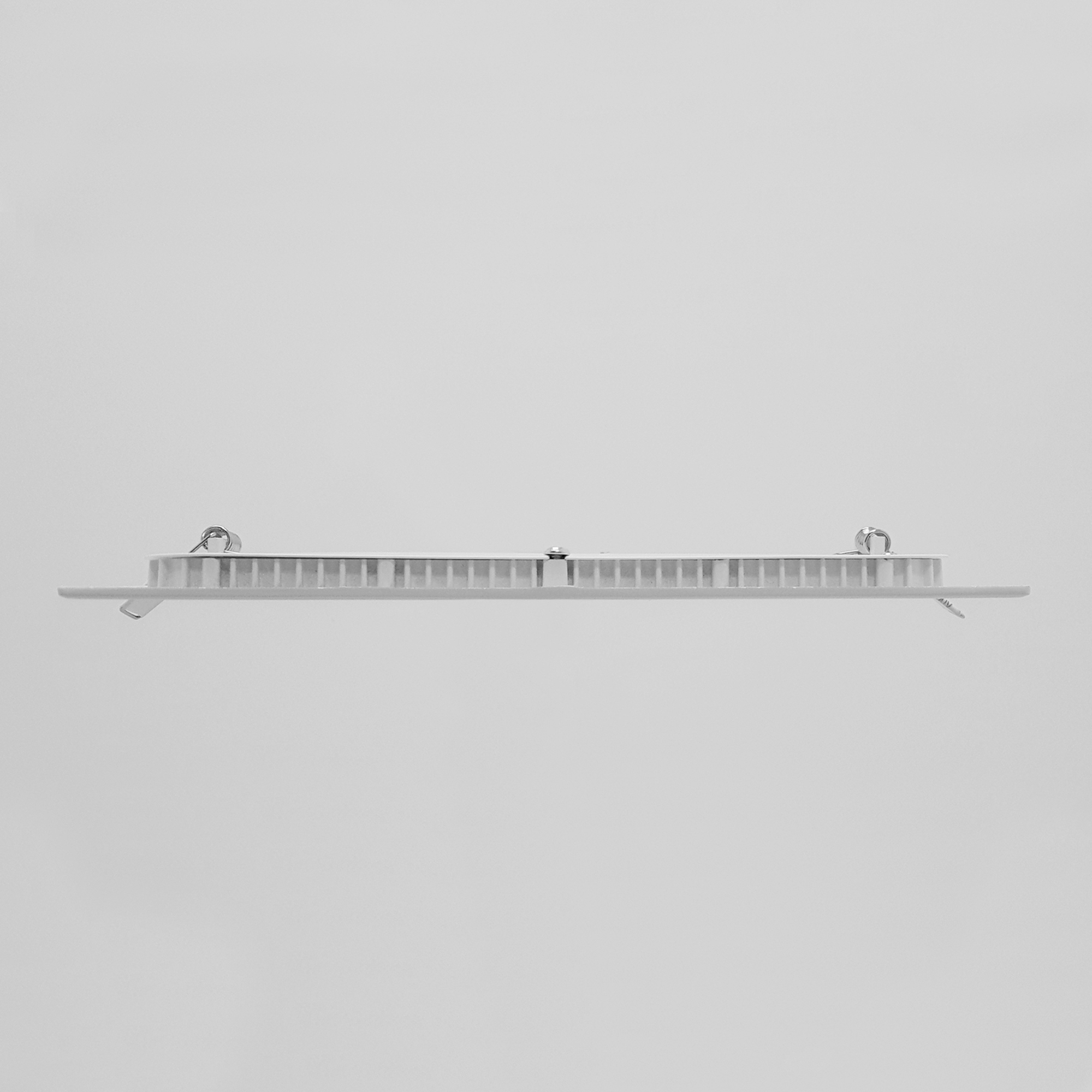Einbauleuchte □225 LED 15.5W 1510lm CRI80 3000K