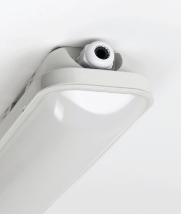 Nassraumleuchte 1.5m IP65 Neptun V1 38W 5550lm Ra>80 4000K