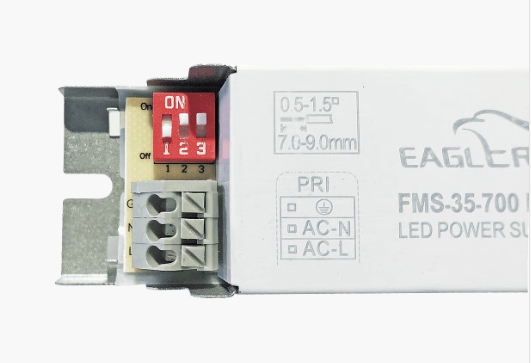 Zubehör 55W LED Treiber Konstantstrom 800-1050mA, 36-52Vdc