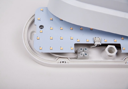 LOTOS TOP OVAL PC 8W LED 800LM E IP54 IK10 830